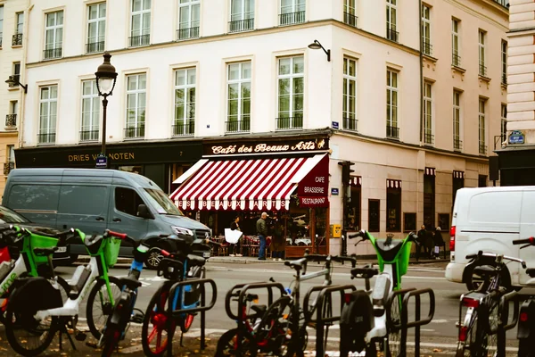 Paris Kafe 4