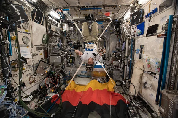 iss056e014352