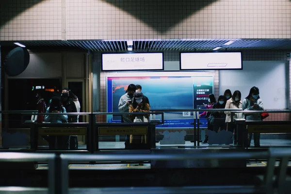 Metro Kalabalığı 3