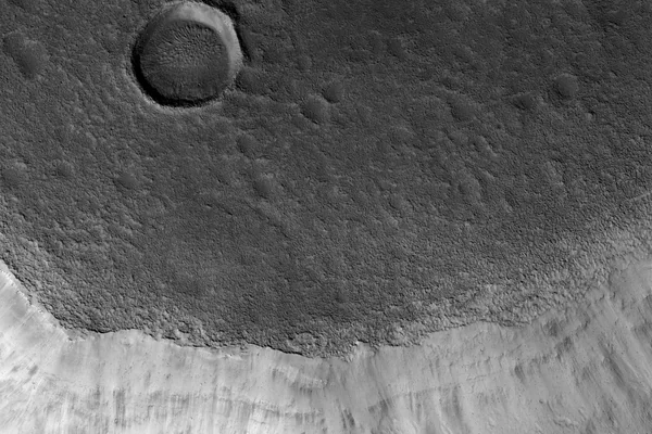 Gullies with Color Anomalies