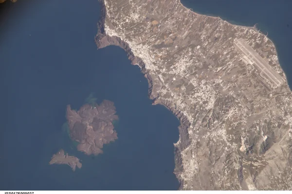 Earth Observations taken by the Expedition 17 Crew