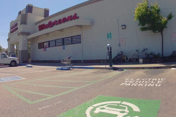 Electric Vehicle Charging Station
