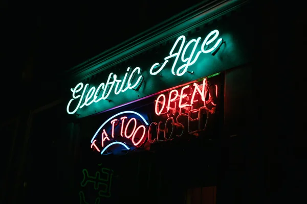 Neon Işıklar 4