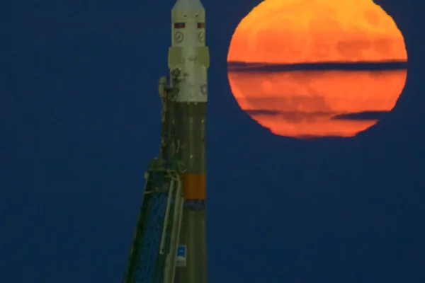 Expedition 50 Supermoon