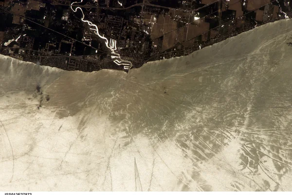 Earth Observations taken by the Expedition 13 crew