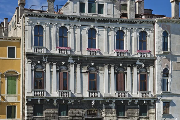 Venedik Kanalı 3