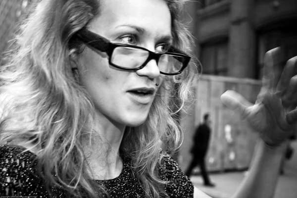 Agata Olek / Dumbo Arts Center: Art Under the Bridge Festival 2009 / 20090926.10D.54802.P1.L1.C23.BW / SML