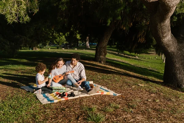 Aile Pikniği 5
