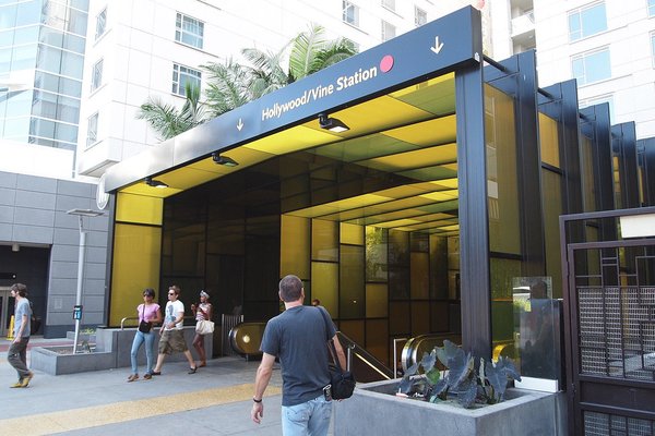 Metropol Sokaği 8