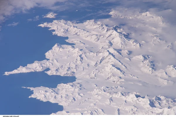 Earth Observation taken by the Expedition 11 crew