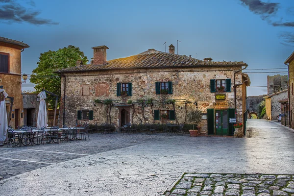 Piazza Roma, Monteriggioni, Tuscany