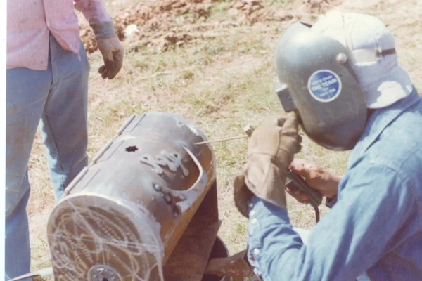Pipeline barbecue grill 1970