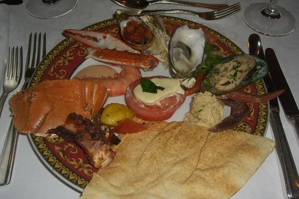 Alpha's Plate 1 - Il Barocco, Palazzo Versace