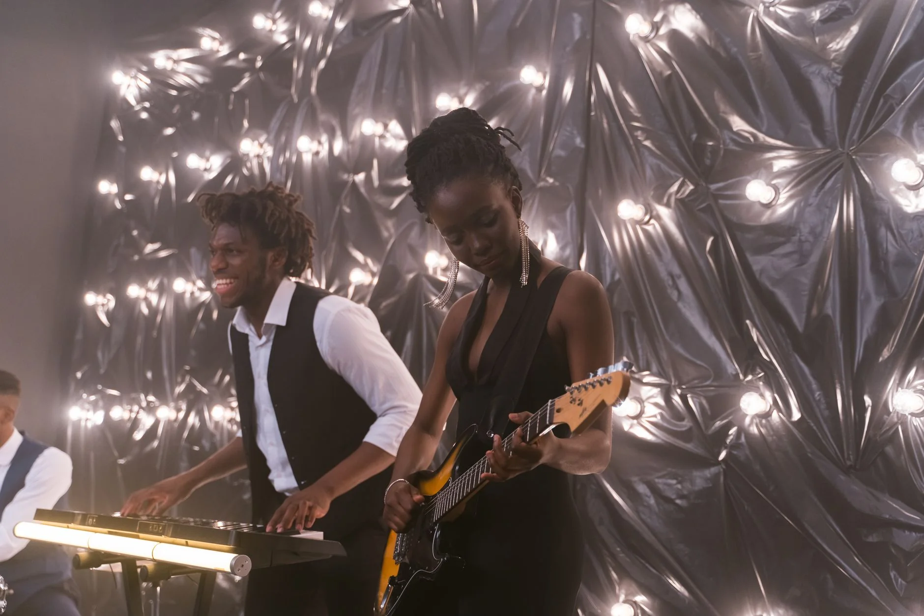 Müzisyen Sahne 2