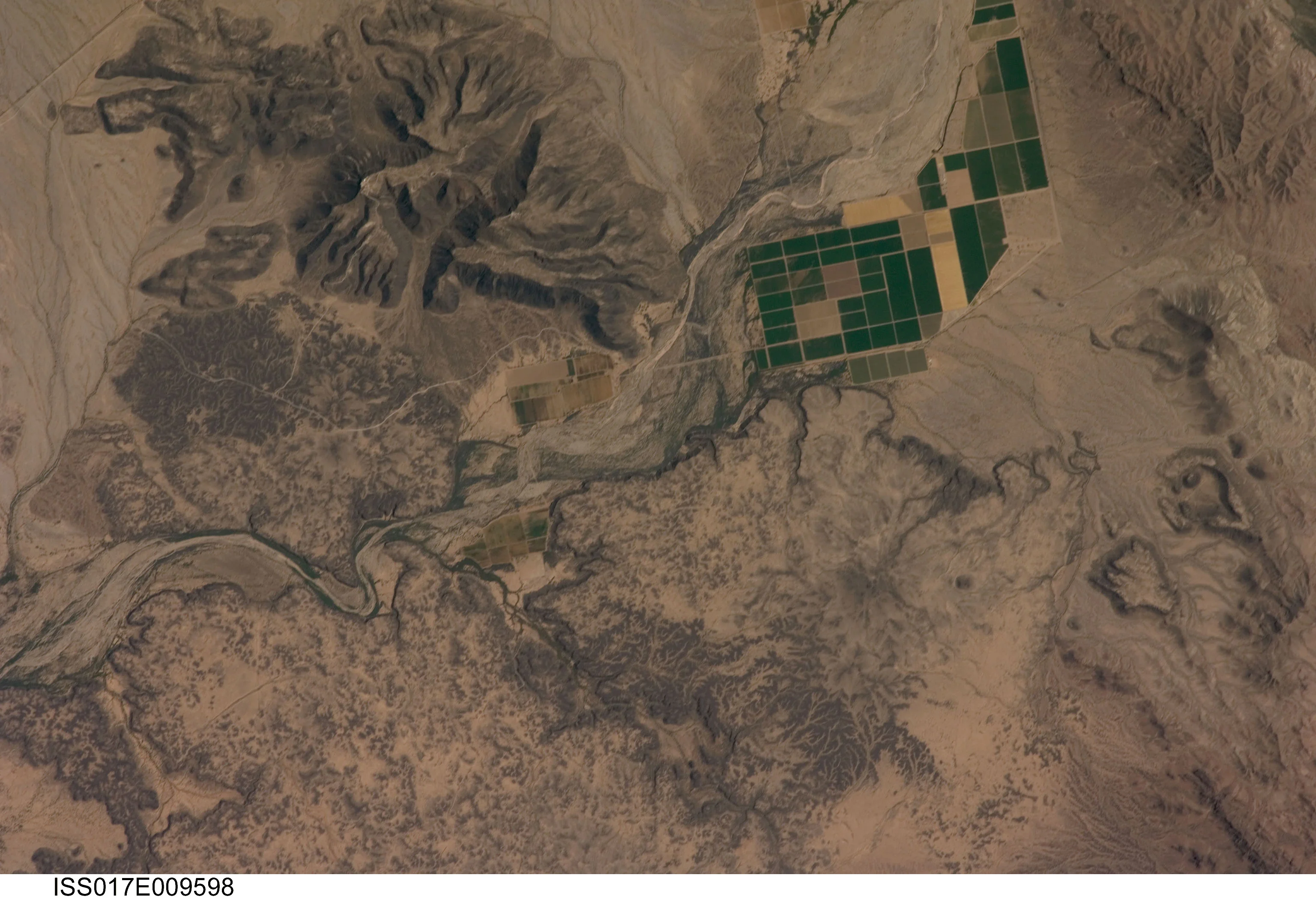 Earth Observations taken by the Expedition 17 Crew