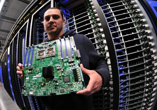 Facebook Data Center Server Board