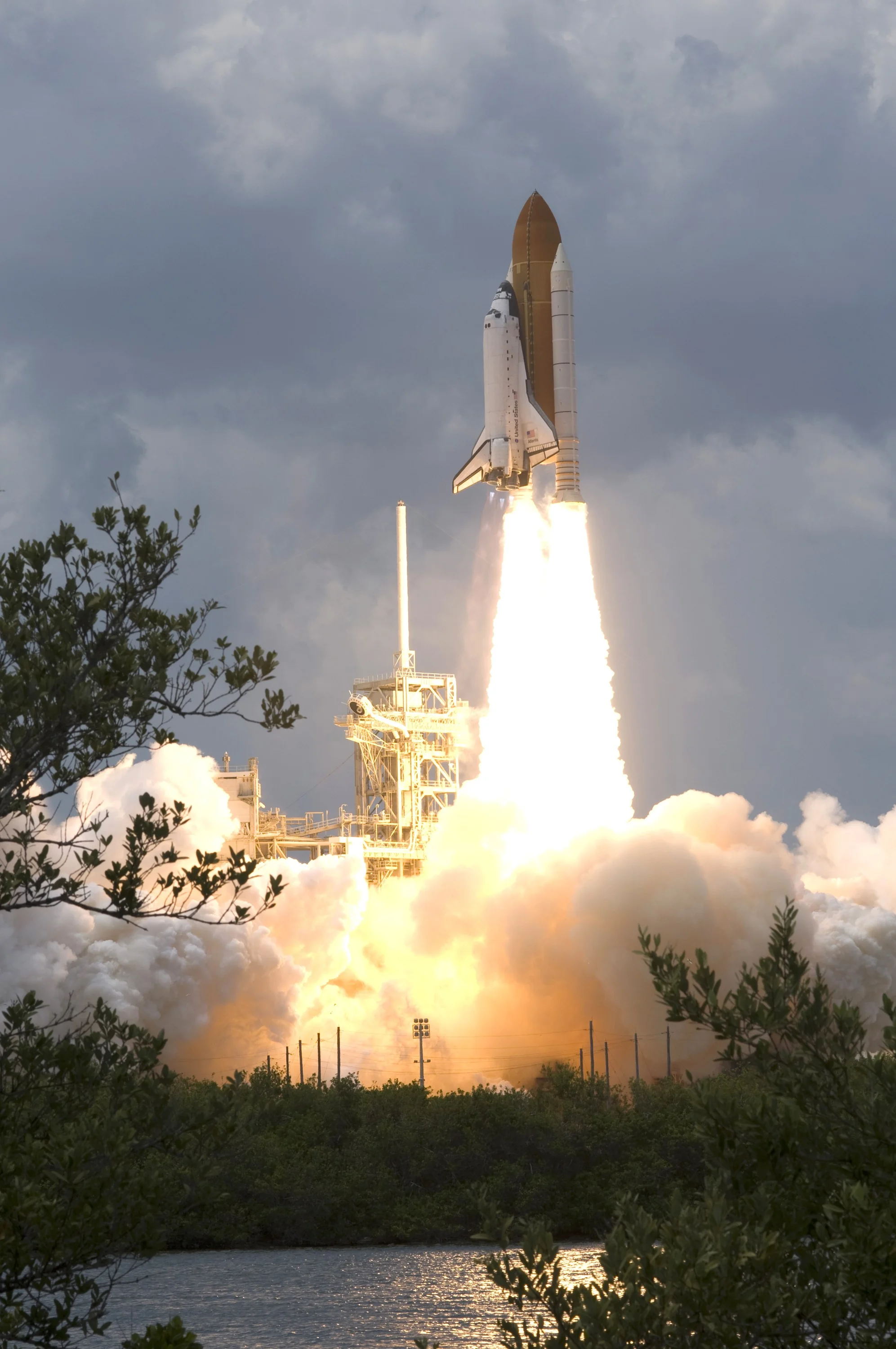KSC-2009-3081