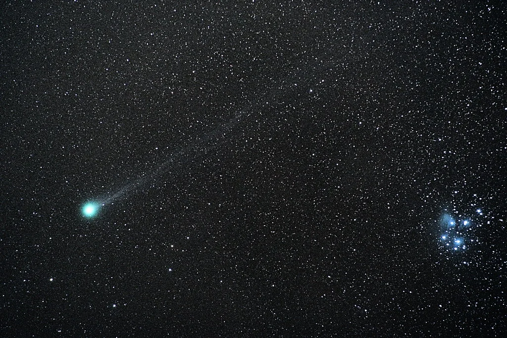 Comet Lovejoy (C/2014 Q2) and the Pleiades (M45)