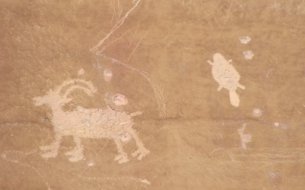 Sego Canyon rock art and gunshots