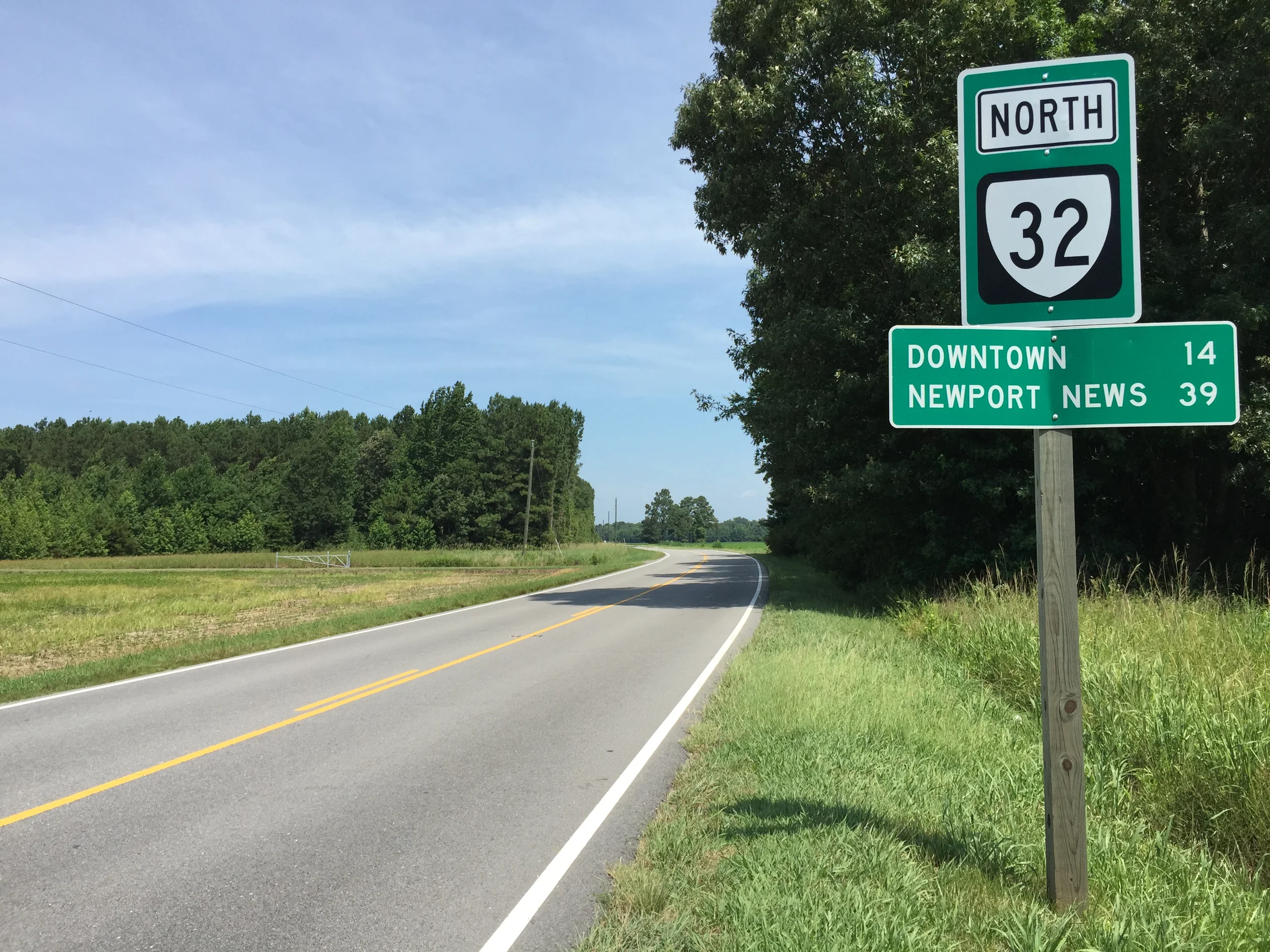 2017-07-13 11 29 37 View north along Virginia State Route 32 (Carolina Road) south of Deer Forest Road (Virginia State Secondary Route 678) in Suffolk, Virginia