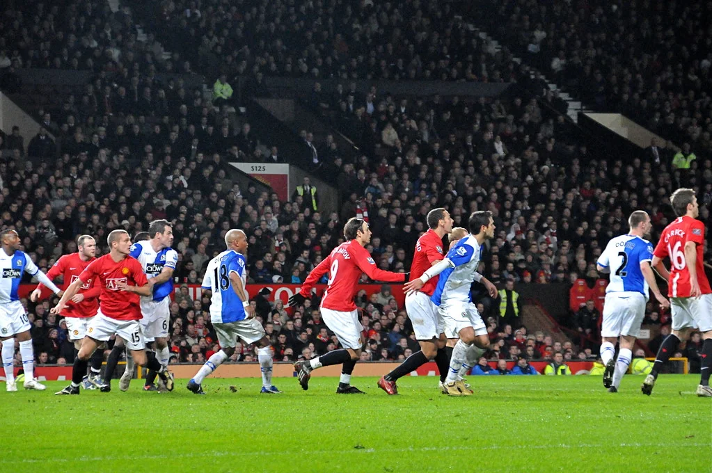 Manchester United Defend