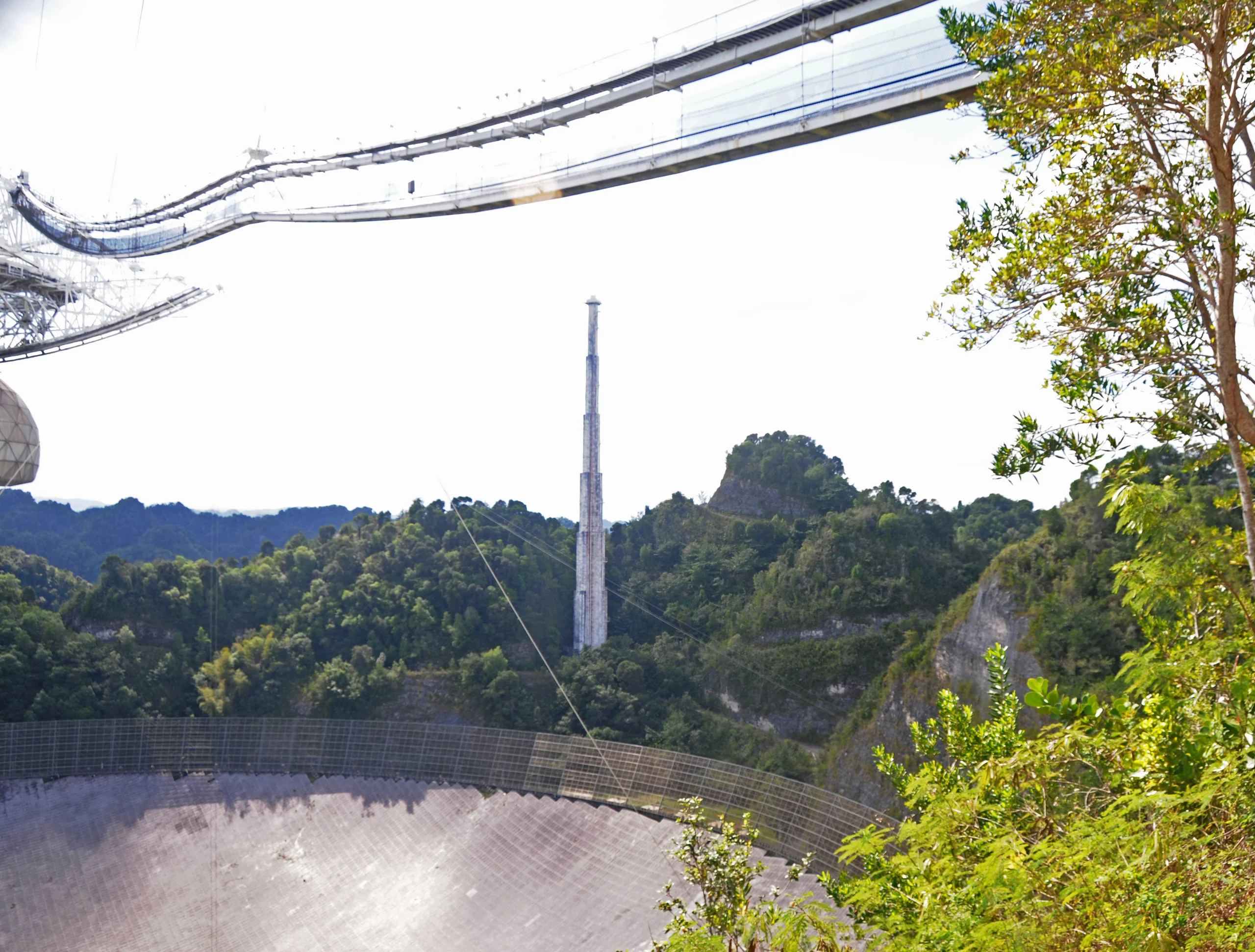 Arecibo radio telescope observatory Puerto Rico - panoramio (8)